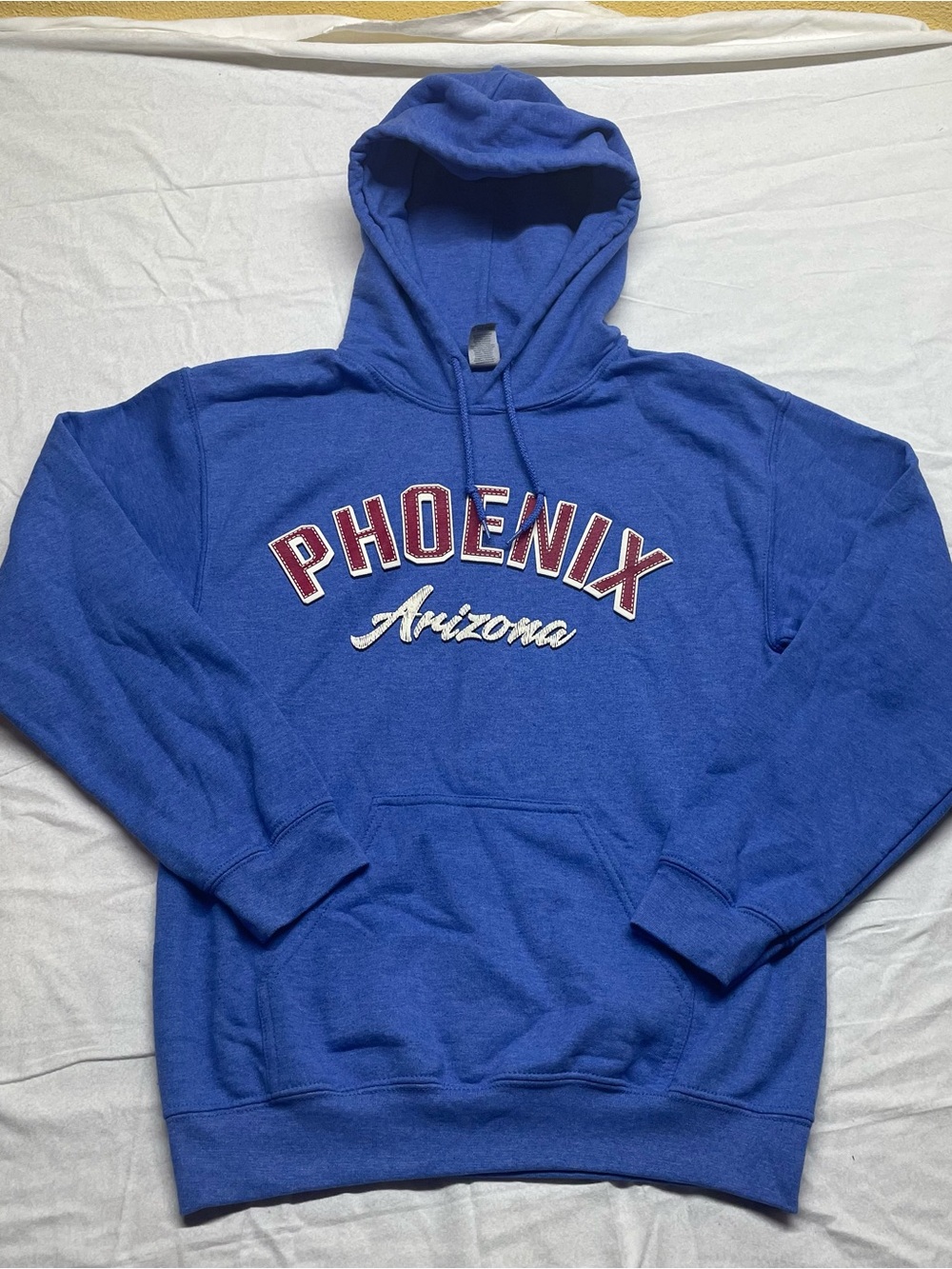 Gildan Blue Heavy Blend Hoodie Tag Detail